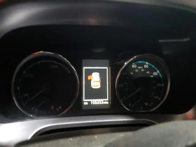 2017 TOYOTA RAV4 HV SE  