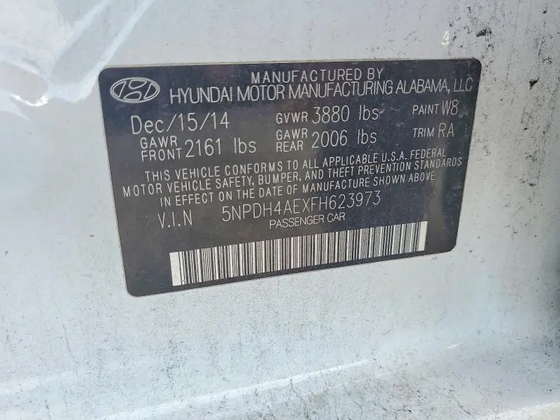 2015 HYUNDAI ELANTRA SE  
