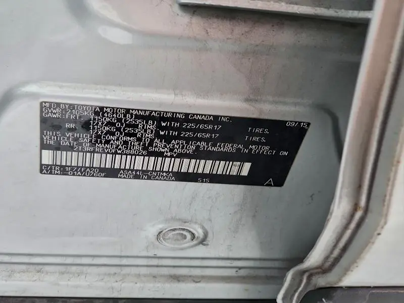 2015 TOYOTA RAV4 XLE  