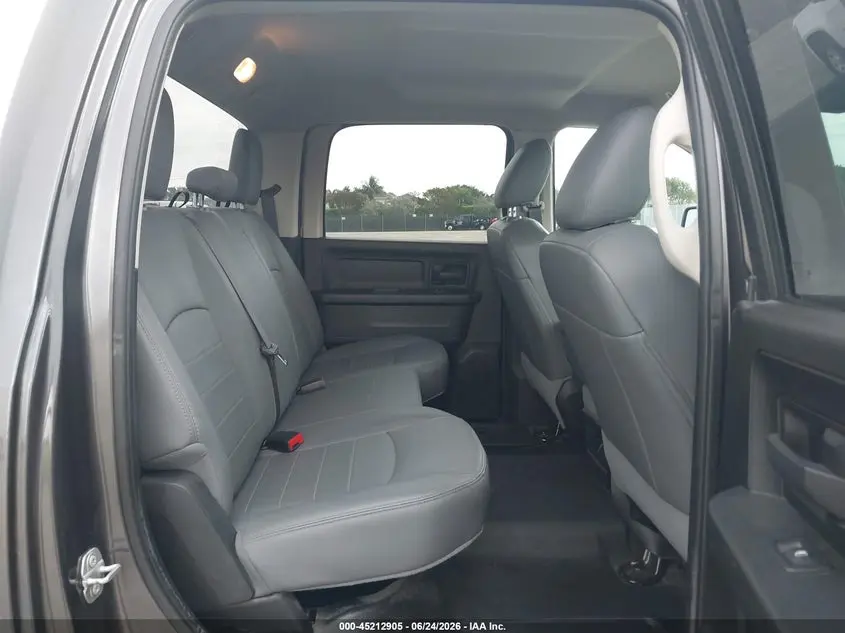 2019 RAM 1500 CLASSIC TRADESMAN  4X4 5'7 BOX
