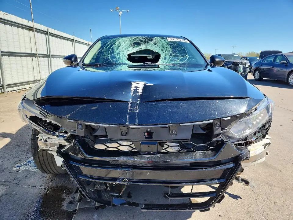 2018 HONDA ACCORD LX  