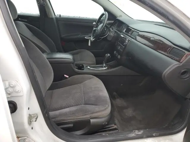 2013 CHEVROLET IMPALA LT  