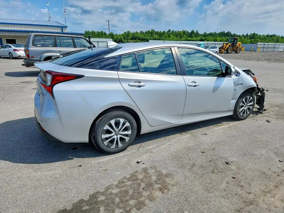 2021 TOYOTA PRIUS LE AWD-E  