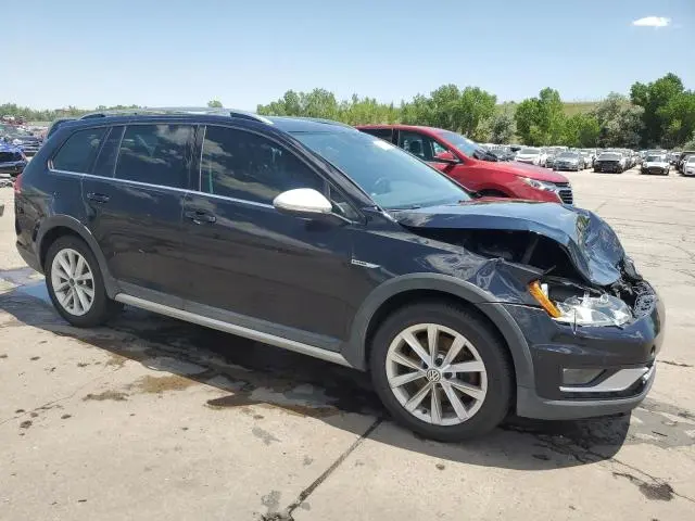 2017 VOLKSWAGEN GOLF ALLTRACK S  