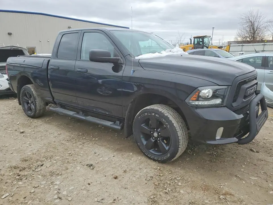 2014 RAM 1500 ST  