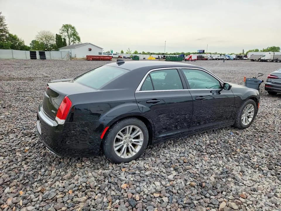 2016 CHRYSLER 300 LIMITED  