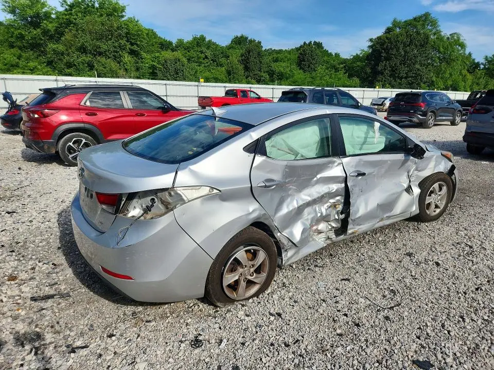 2014 HYUNDAI ELANTRA SE  
