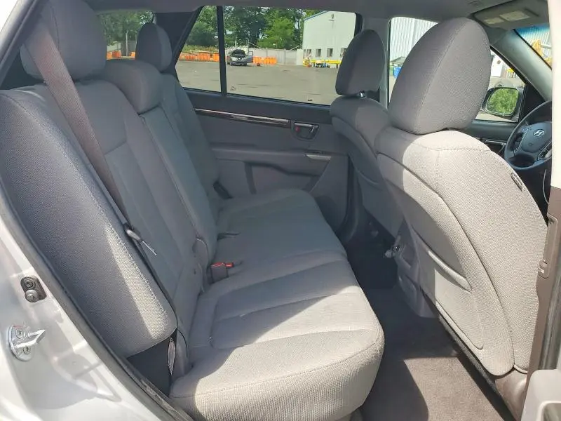 2011 HYUNDAI SANTA FE GLS  