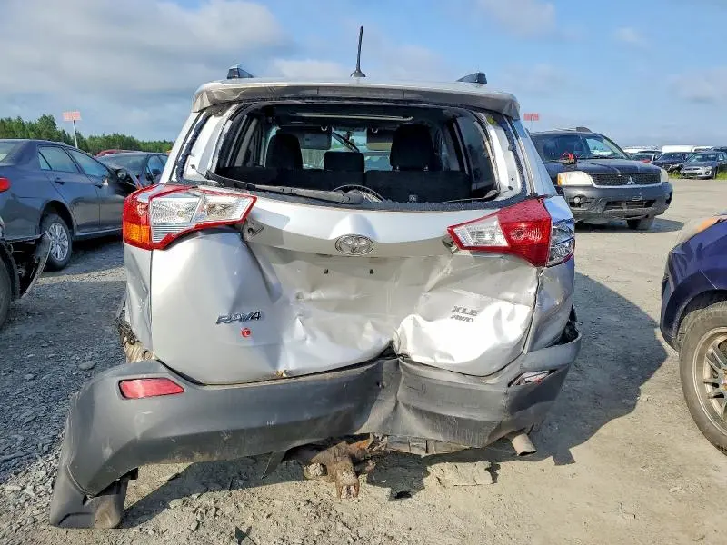 2014 TOYOTA RAV4 XLE  