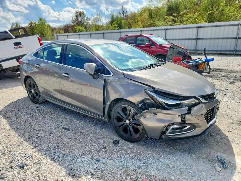 2017 CHEVROLET CRUZE PREMIER  