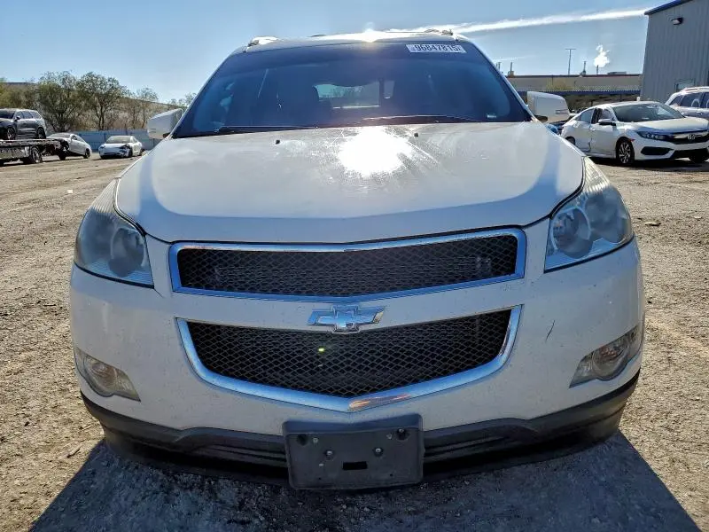 2011 CHEVROLET TRAVERSE LT  