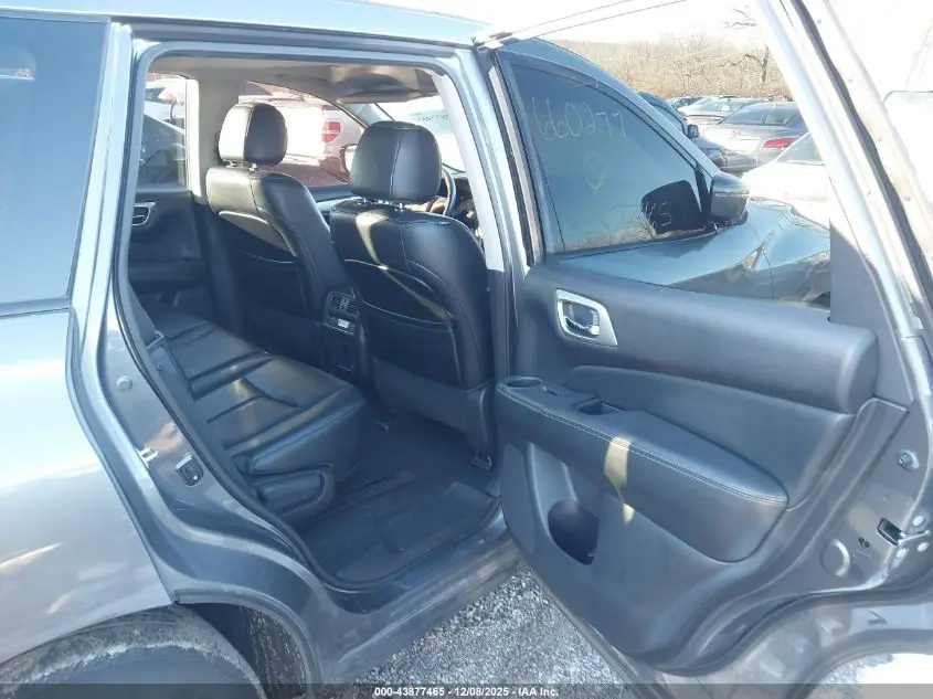 2017 NISSAN PATHFINDER SL