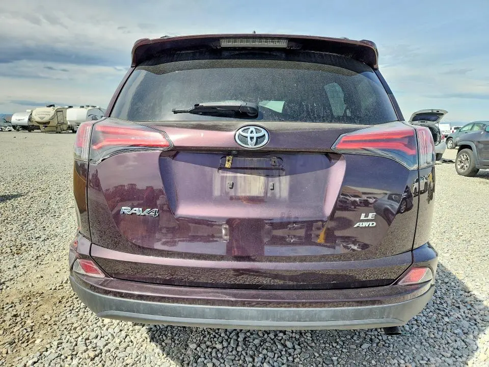 2018 TOYOTA RAV4 LE  