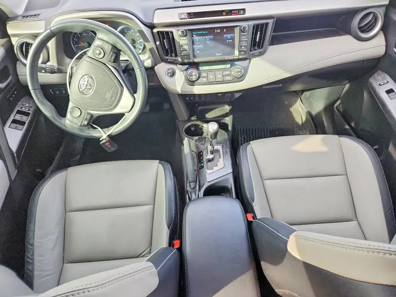 2017 TOYOTA RAV4 PLATINUM  