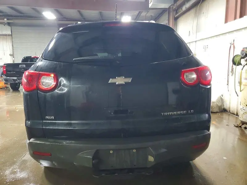 2010 CHEVROLET TRAVERSE LT  