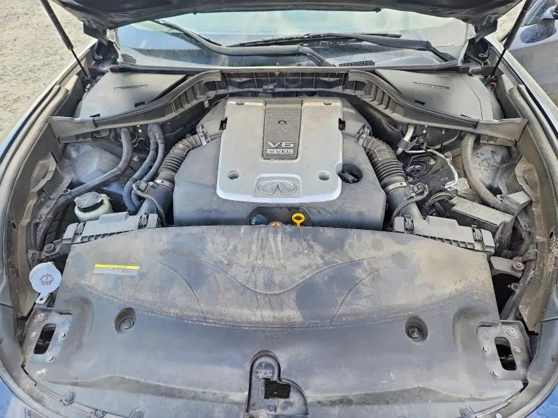2018 INFINITI Q70 3.7 LUXE  