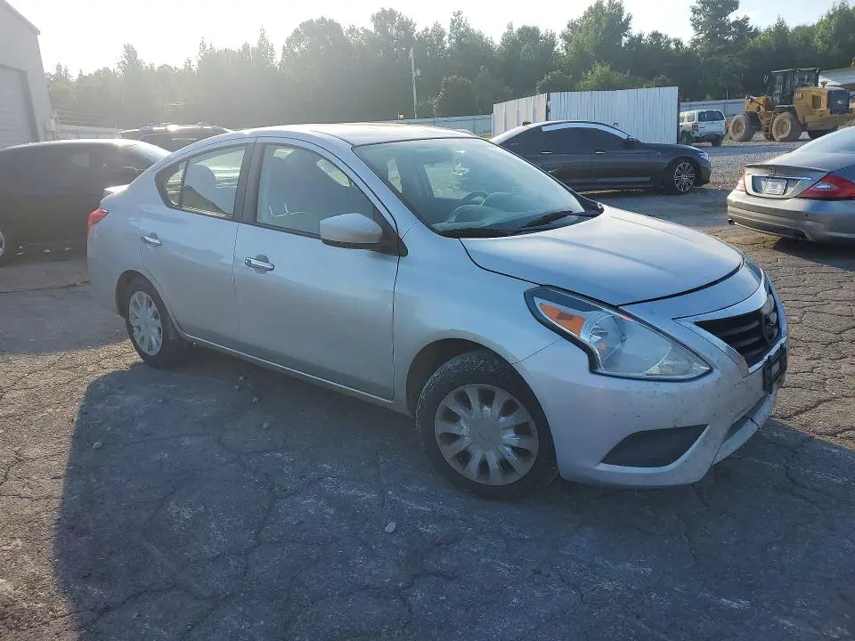 2015 NISSAN VERSA 1.6 SV  