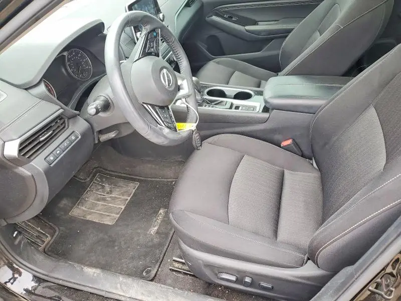 2022 NISSAN ALTIMA SV  