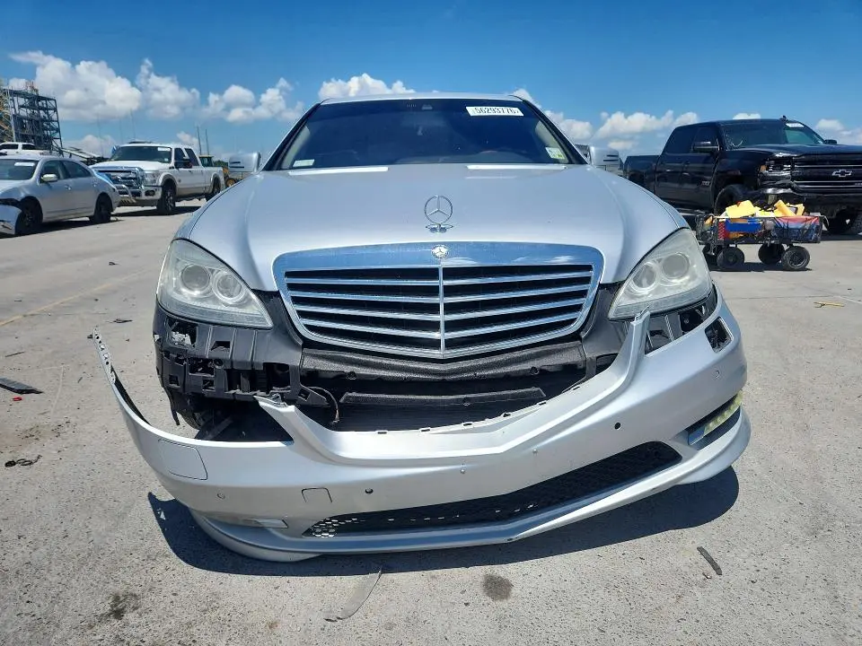 2012 MERCEDES-BENZ S 550  