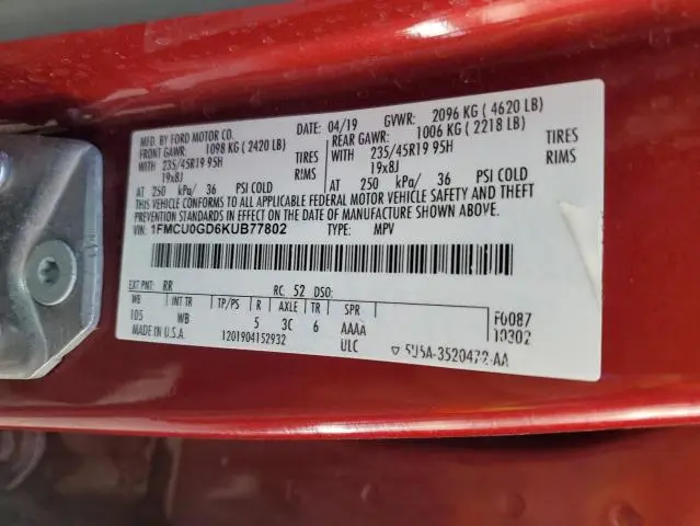2019 FORD ESCAPE SE  