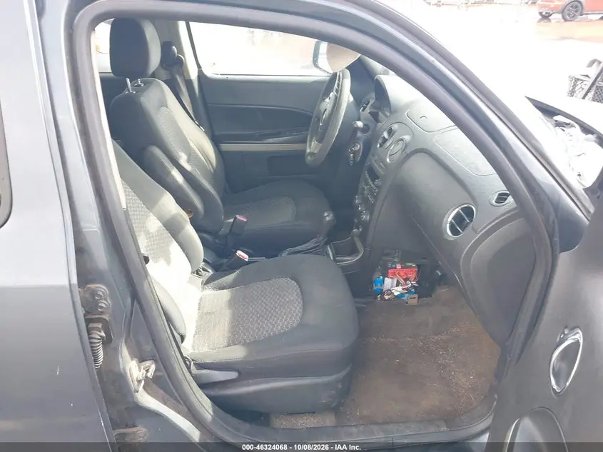 2011 CHEVROLET HHR LT