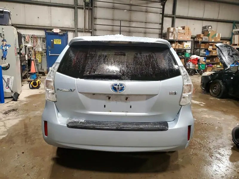 2012 TOYOTA PRIUS V   