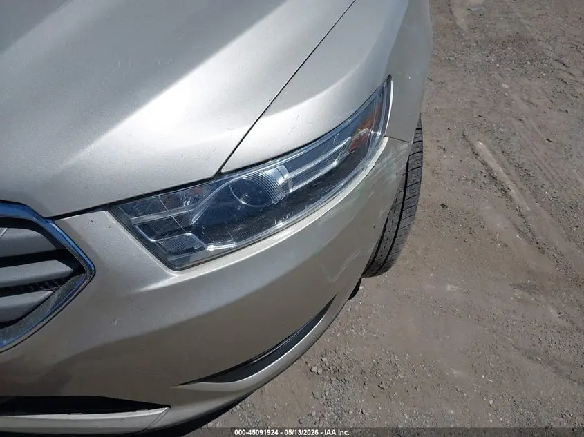 2018 FORD TAURUS SEL