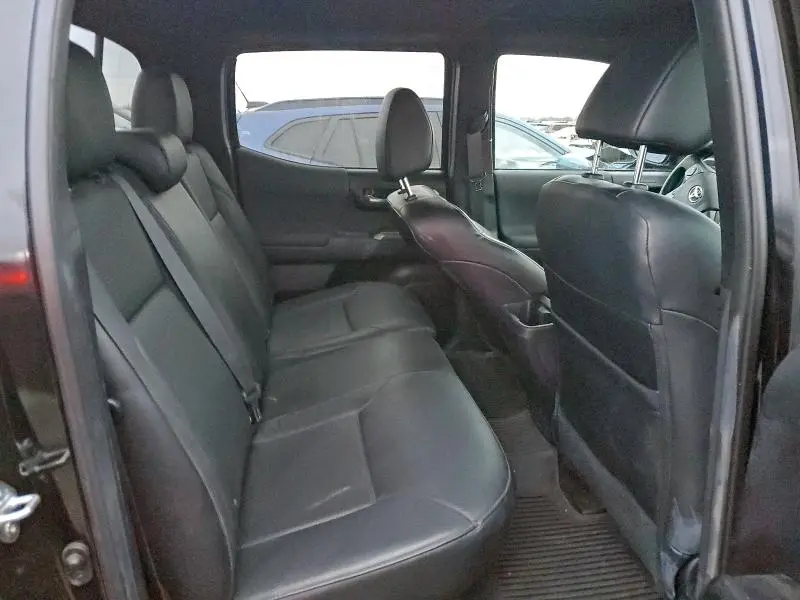 2022 TOYOTA TACOMA DOUBLE CAB  