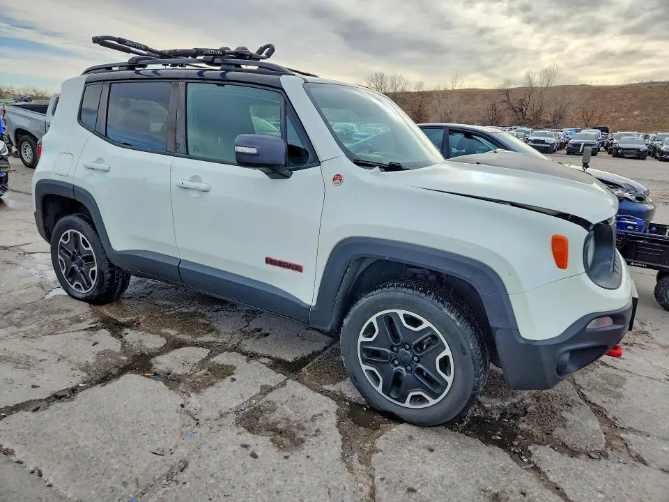 2017 JEEP RENEGADE TRAILHAWK  