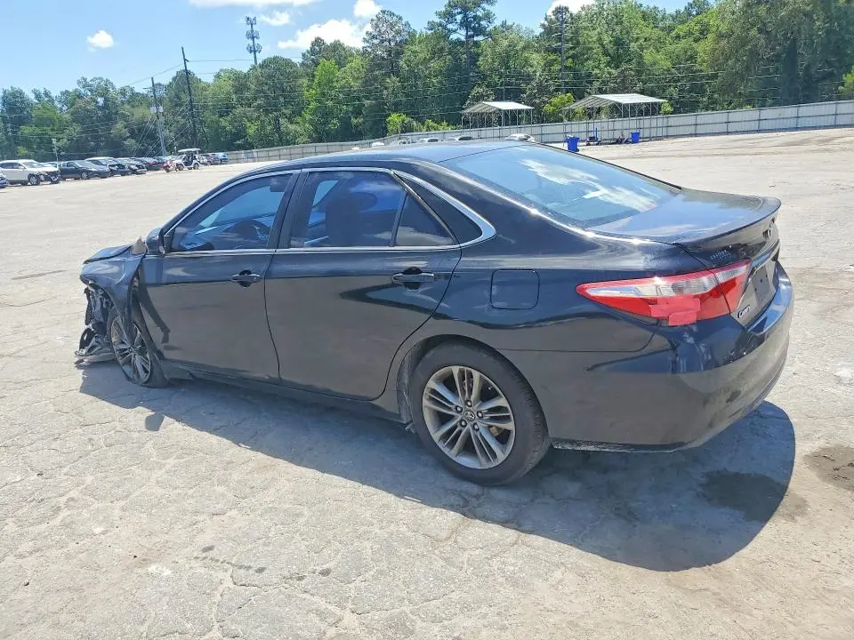 2017 TOYOTA CAMRY SE  