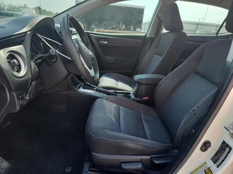 2018 TOYOTA COROLLA LE  