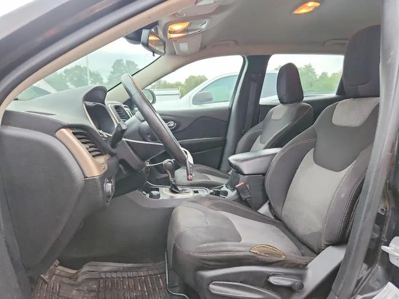 2014 JEEP CHEROKEE SPORT  