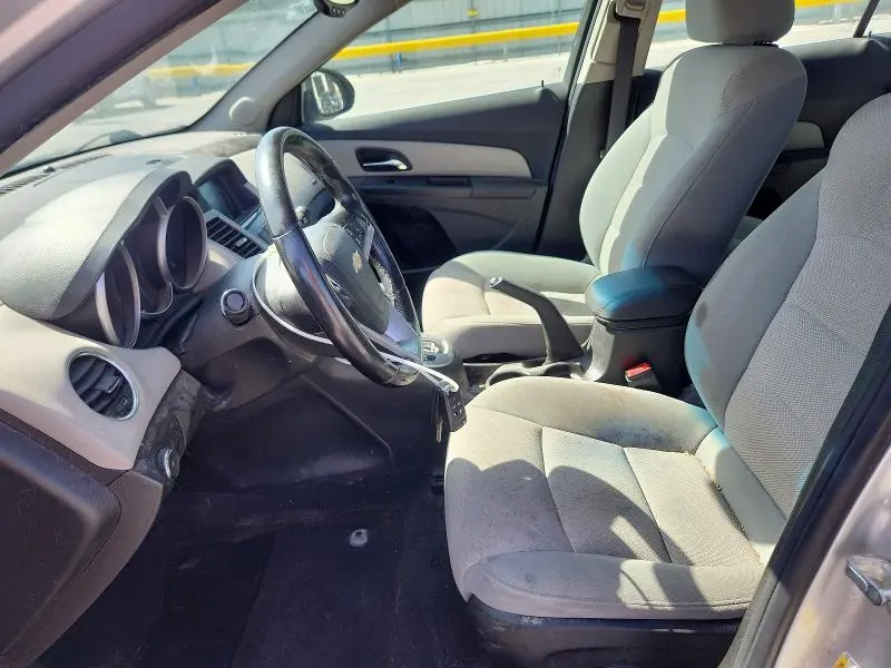 2013 CHEVROLET CRUZE LT  