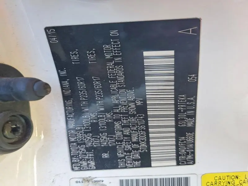 2015 TOYOTA SIENNA LE 8-PASSENGER  