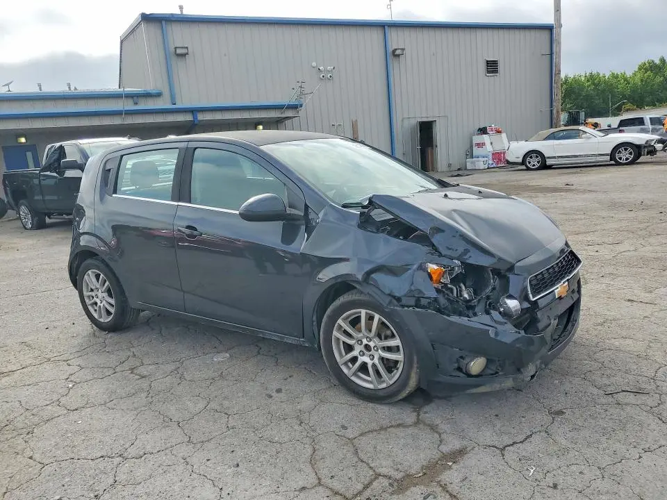 2014 CHEVROLET SONIC LT  