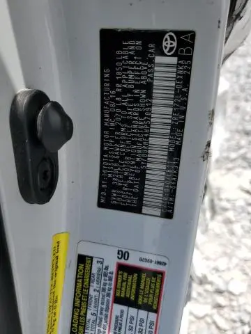 2017 TOYOTA COROLLA L  