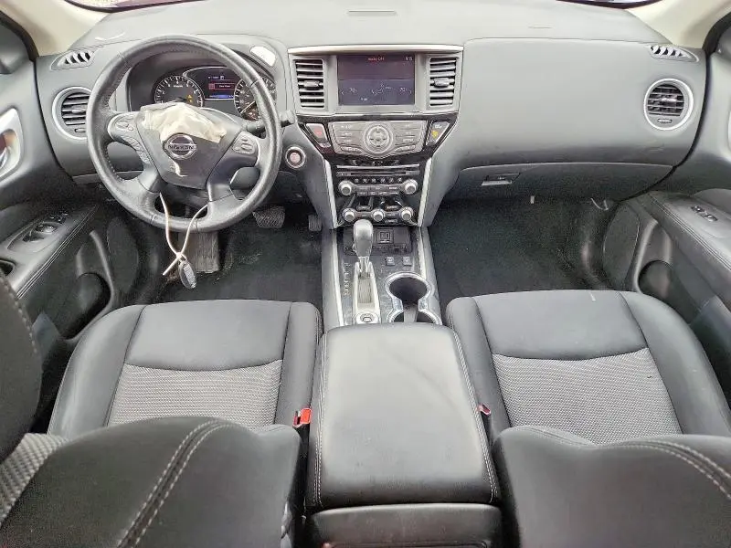 2018 NISSAN PATHFINDER SV  