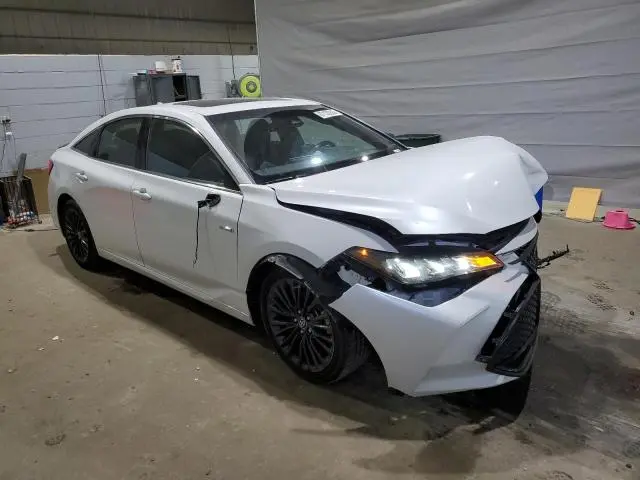 2020 TOYOTA AVALON XSE  