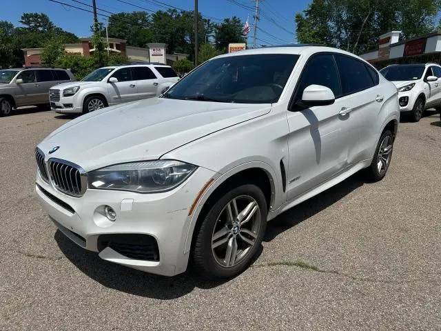 2016 BMW X6 XDRIVE50I  