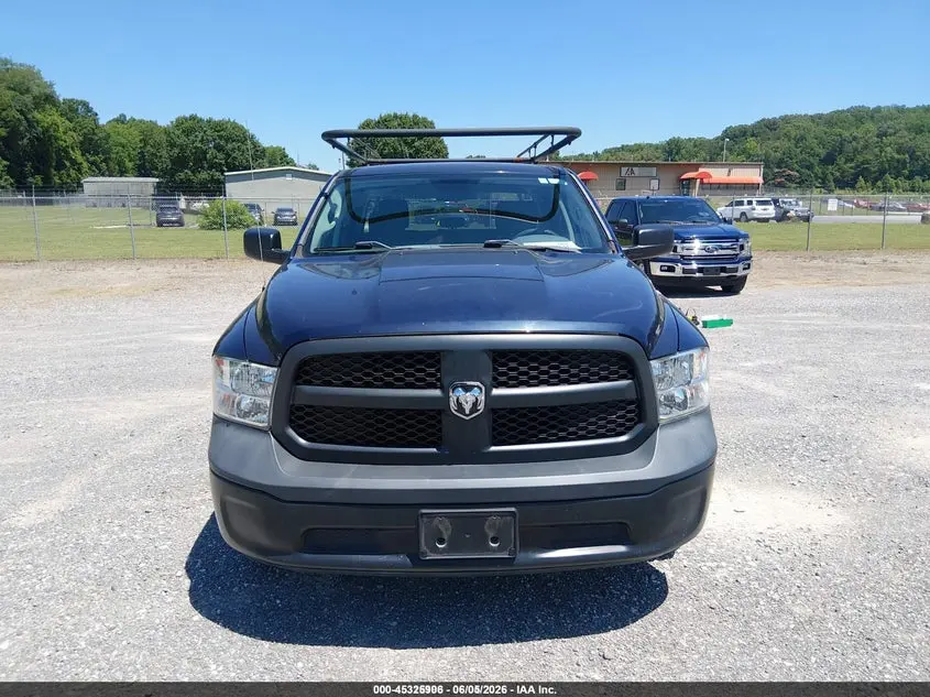 2017 RAM 1500 TRADESMAN  4X2 5'7 BOX