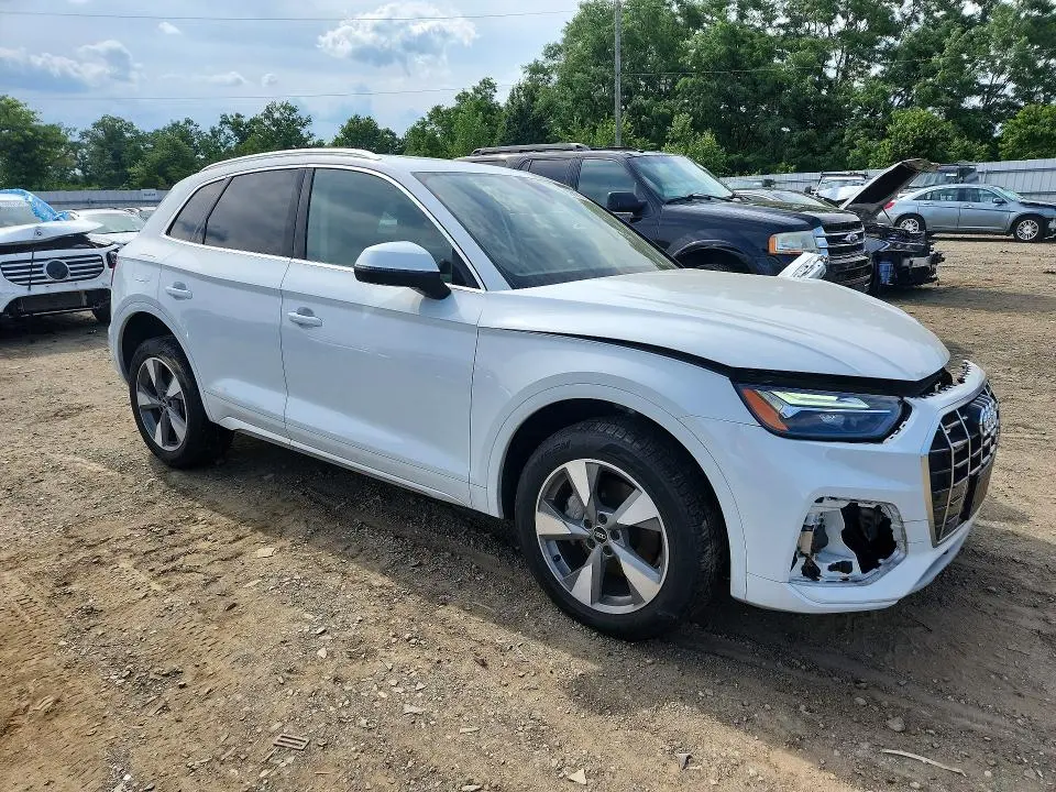 2023 AUDI Q5 PREMIUM 40  