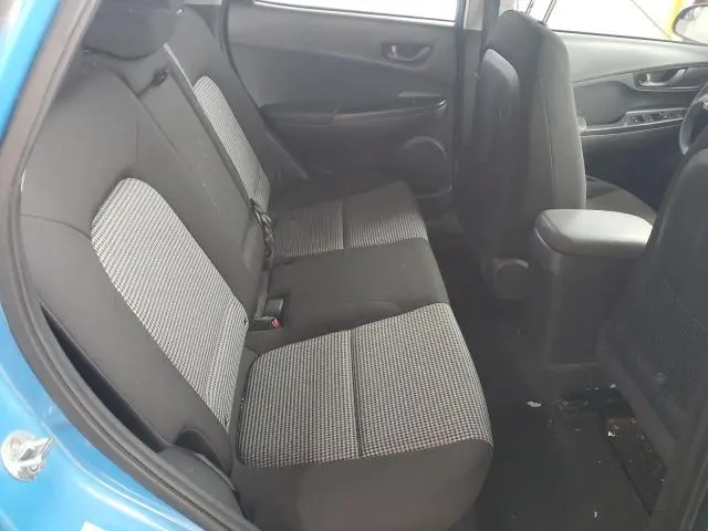 2018 HYUNDAI KONA SE  