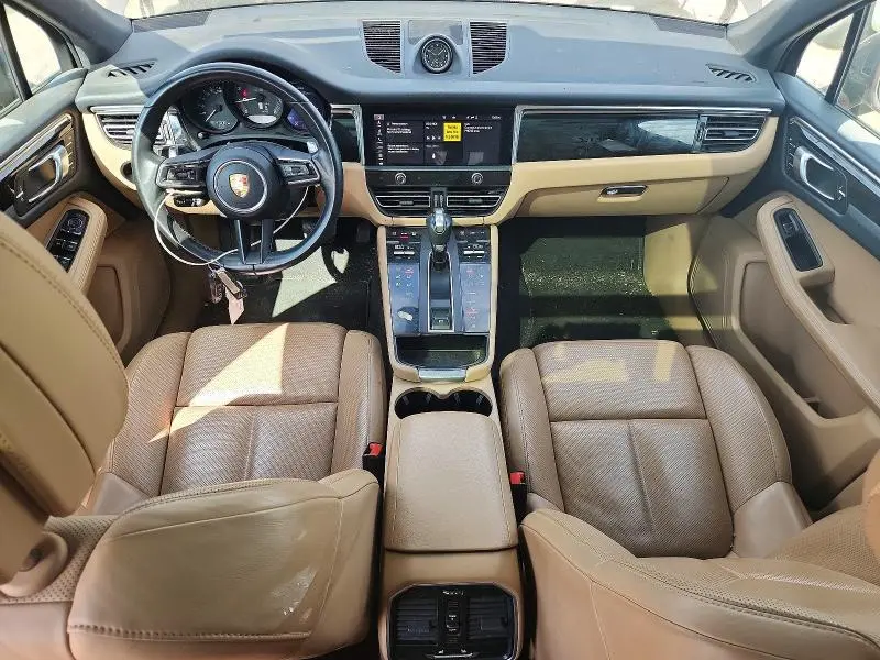 2023 PORSCHE MACAN BASE  