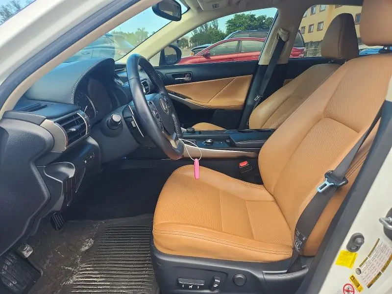 2015 LEXUS IS 250  
