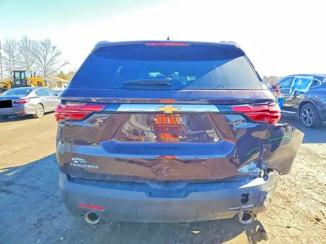 2023 CHEVROLET TRAVERSE LT  