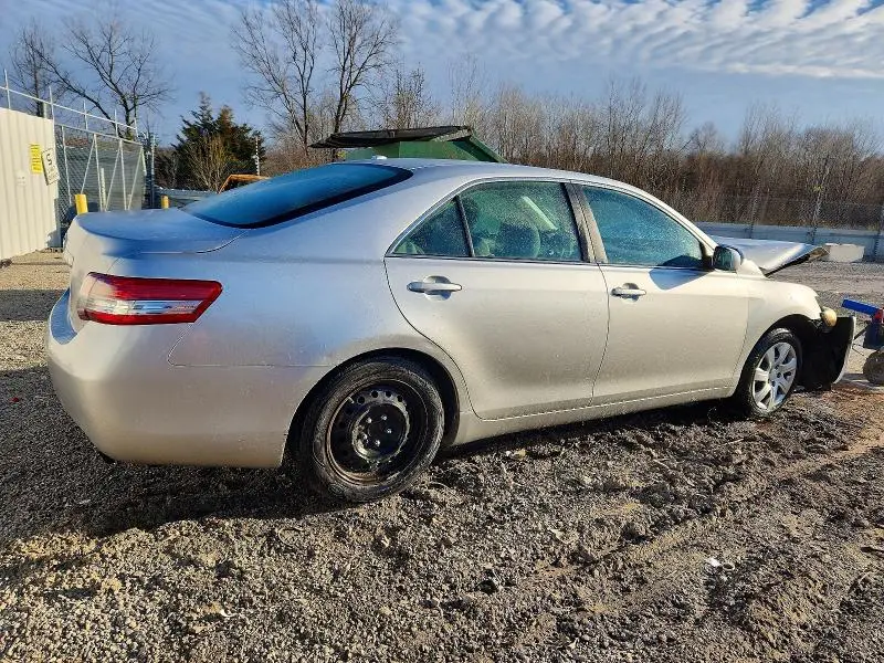 2010 TOYOTA CAMRY LE  
