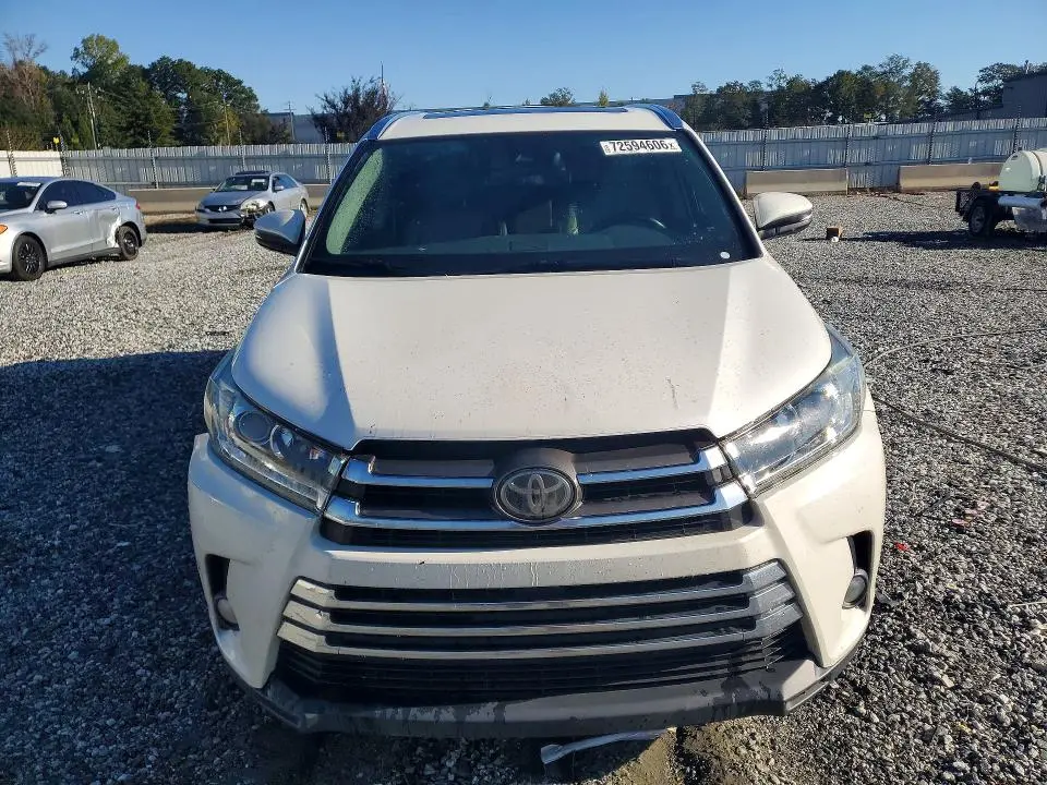 2018 TOYOTA HIGHLANDER LIMITED  