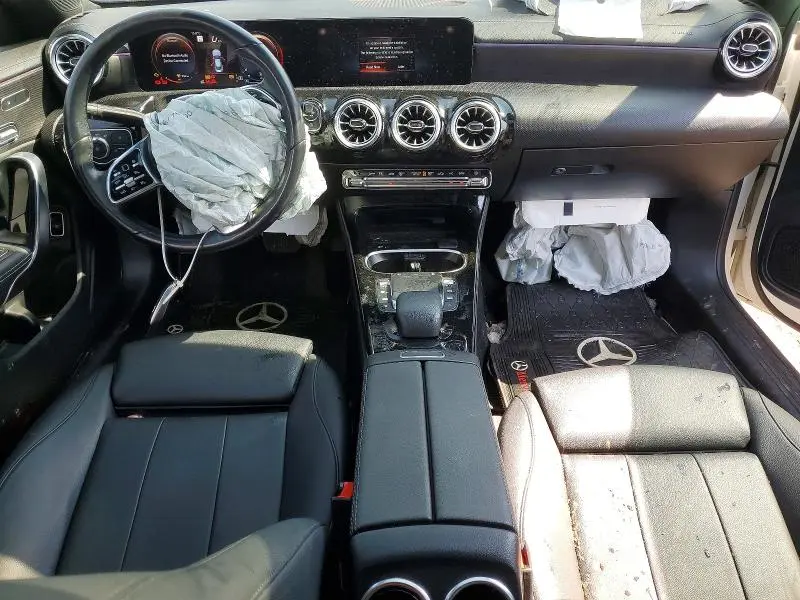 2023 MERCEDES-BENZ CLA 250 4MATIC  