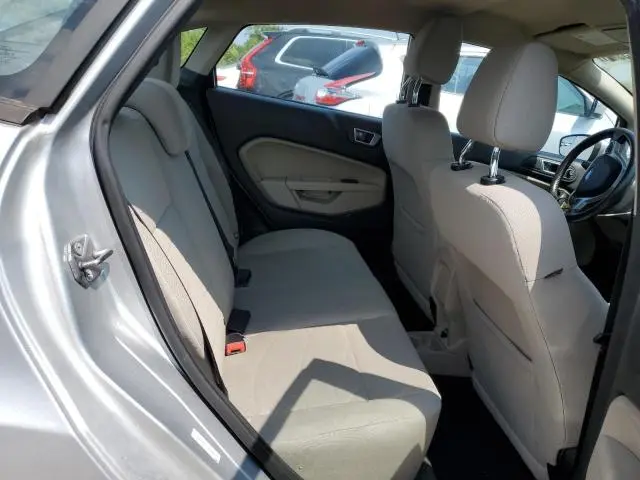 2016 FORD FIESTA SE  