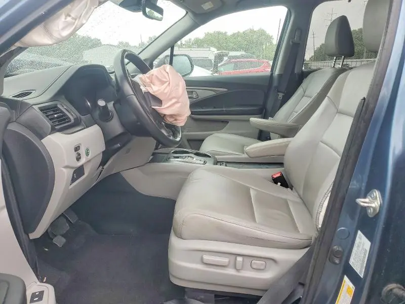 2021 HONDA PILOT SE  